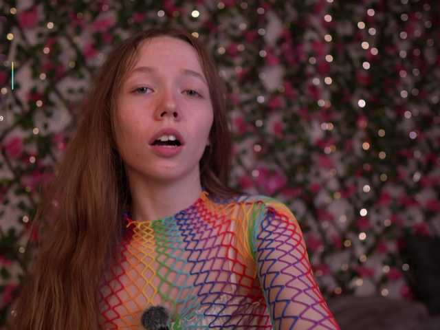 HoneyAhegao's BongaCams show and profile