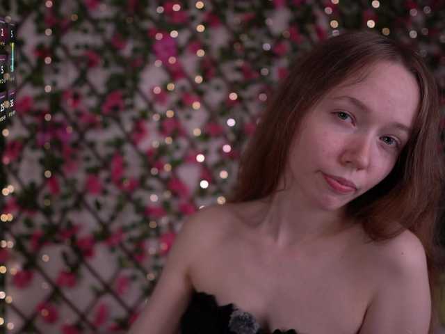 HoneyAhegao's BongaCams show and profile