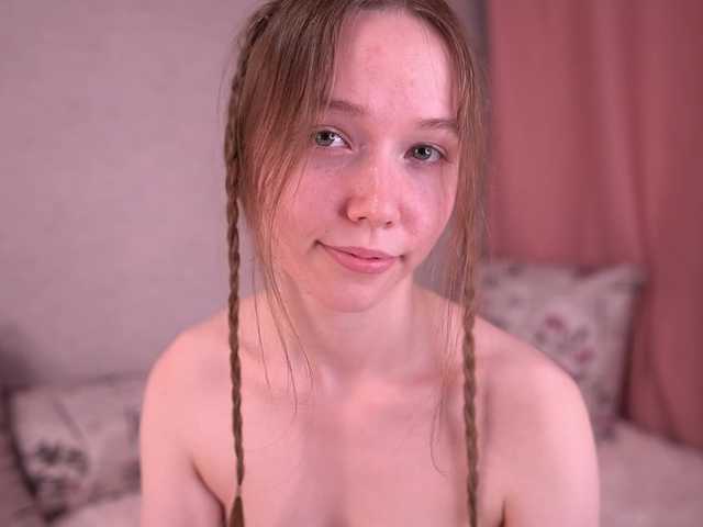 HoneyAhegao's BongaCams show and profile