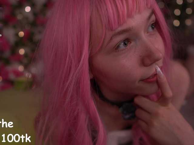 HoneyAhegao's BongaCams show and profile