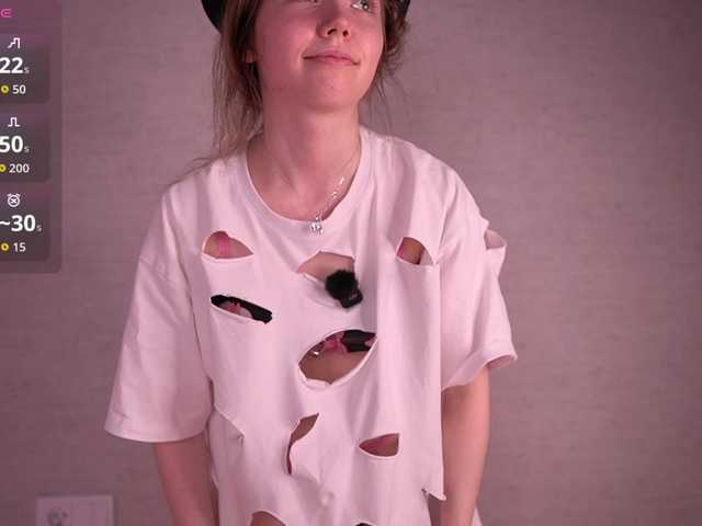 HoneyAhegao's BongaCams show and profile