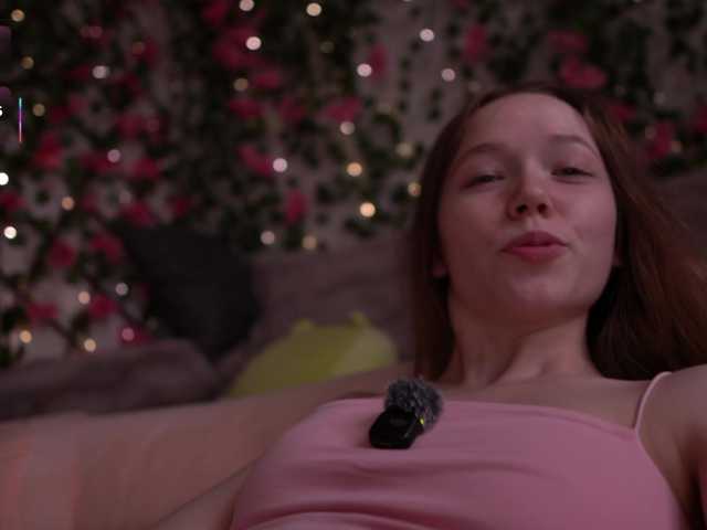 HoneyAhegao — Hey im first day here, lets meet closer and naughty play!