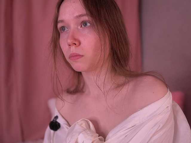 HoneyAhegao's BongaCams show and profile