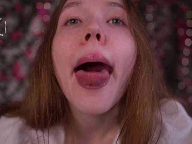 HoneyAhegao webcam