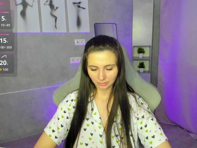 Tina-Fox's BongaCams show and profile