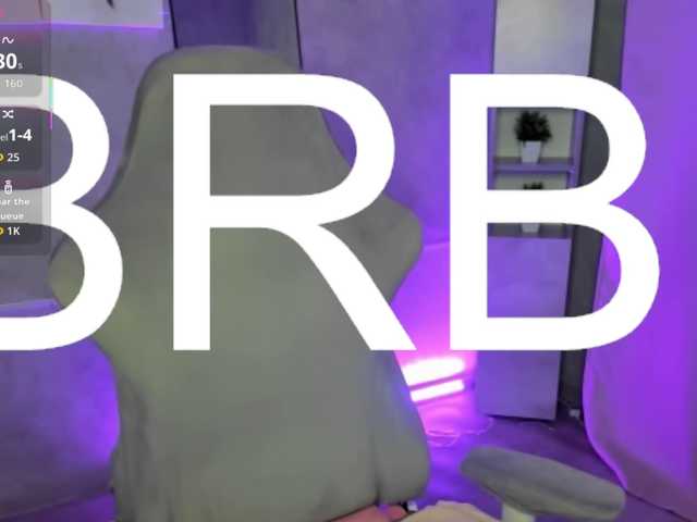 Tina-Fox's BongaCams show and profile