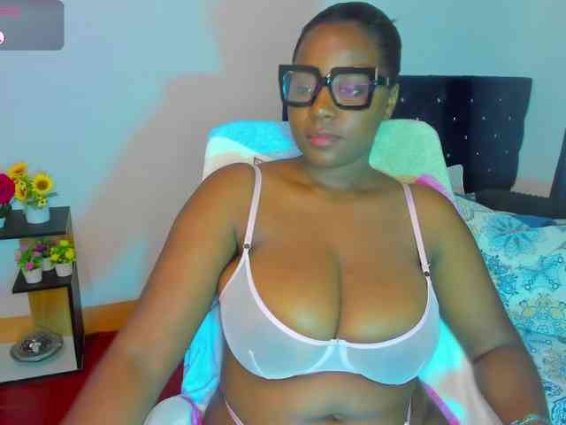 KarlaPamela KarlaPamela