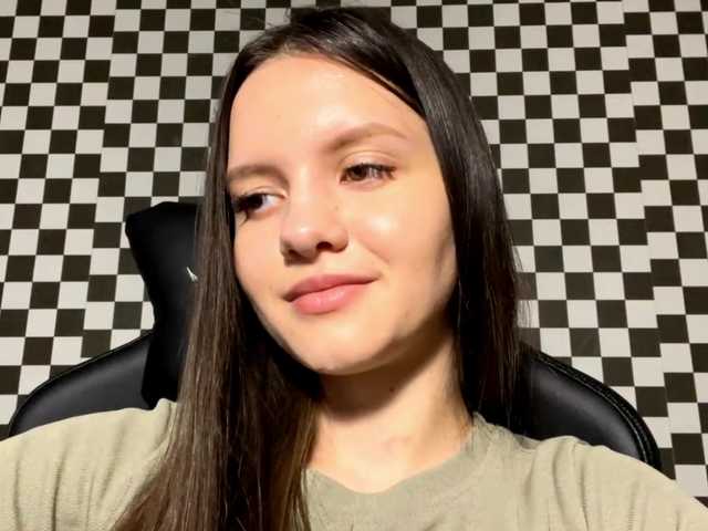 DeloisLavelle's BongaCams show and profile