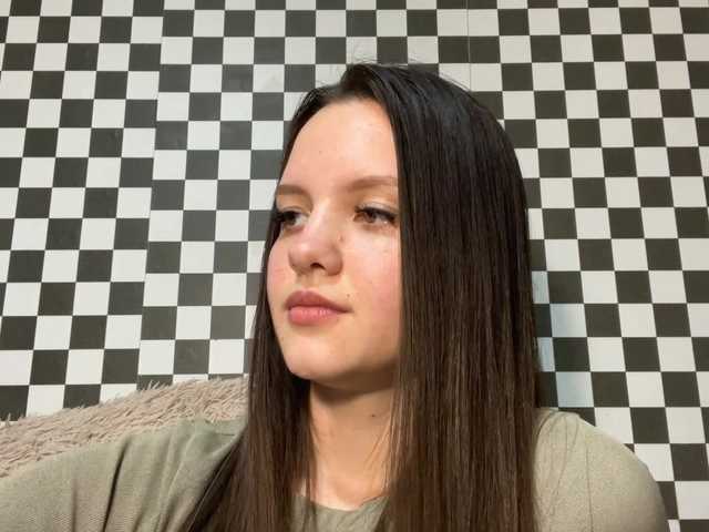  DeloisLavelle chat room