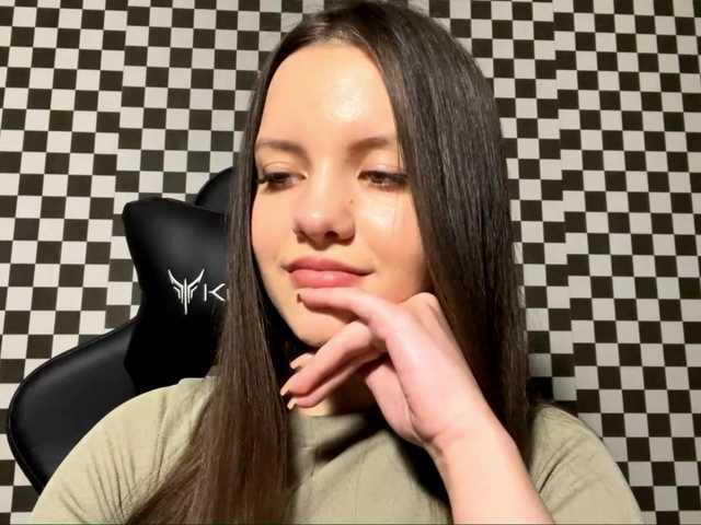 DeloisLavelle's BongaCams show and profile