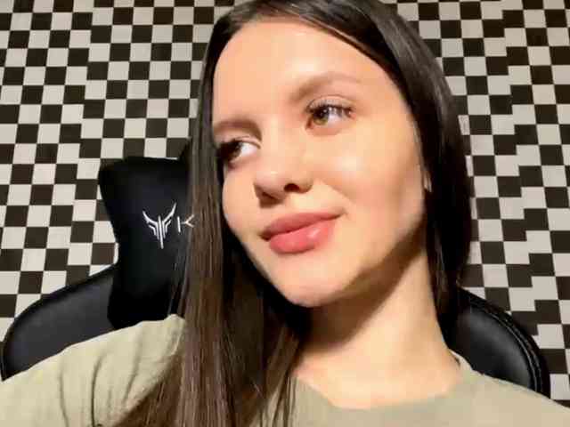 DeloisLavelle DeloisLavelle