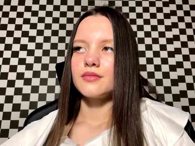 DeloisLavelle DeloisLavelle