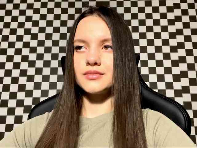 DeloisLavelle DeloisLavelle