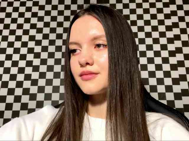 DeloisLavelle DeloisLavelle