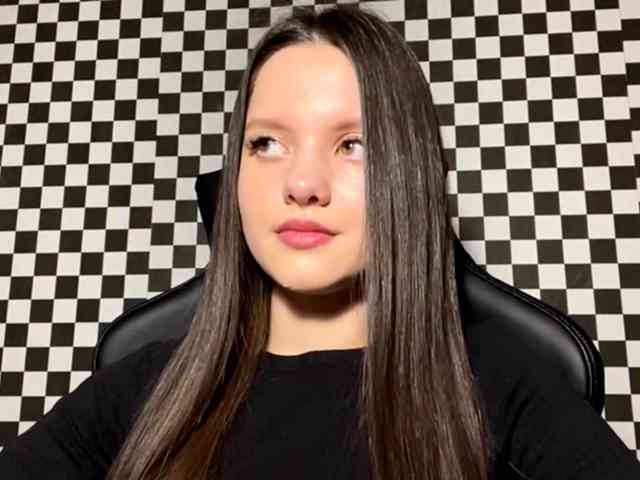 DeloisLavelle DeloisLavelle