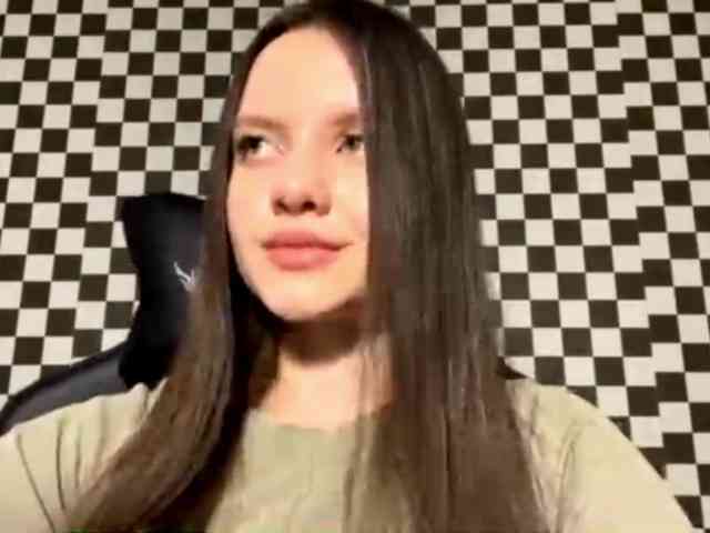 DeloisLavelle DeloisLavelle