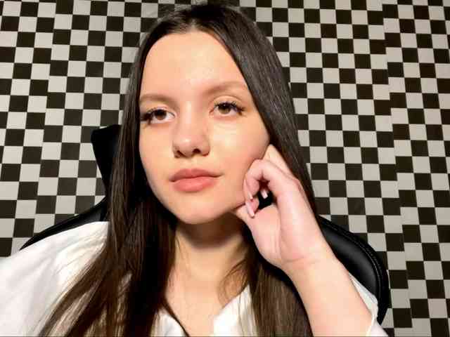 DeloisLavelle DeloisLavelle