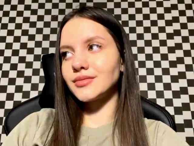 DeloisLavelle DeloisLavelle