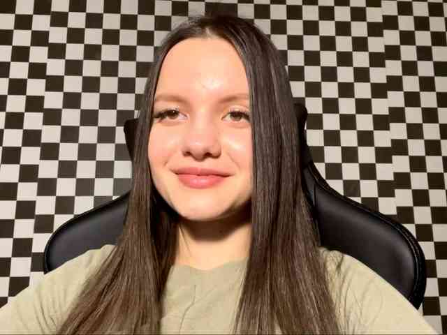 DeloisLavelle DeloisLavelle