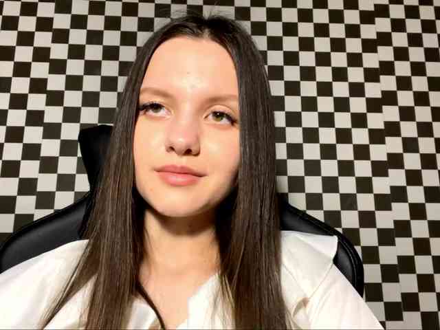 DeloisLavelle DeloisLavelle