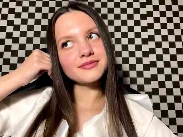 DeloisLavelle DeloisLavelle