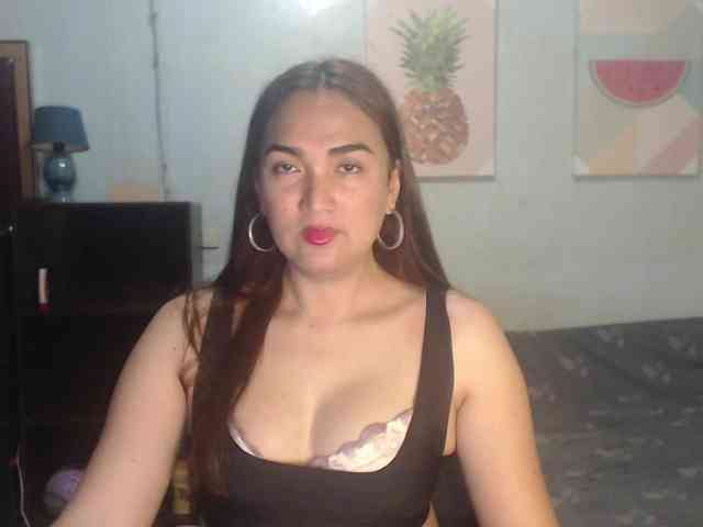 dianaprincess1 Live Webcam on BongaCams