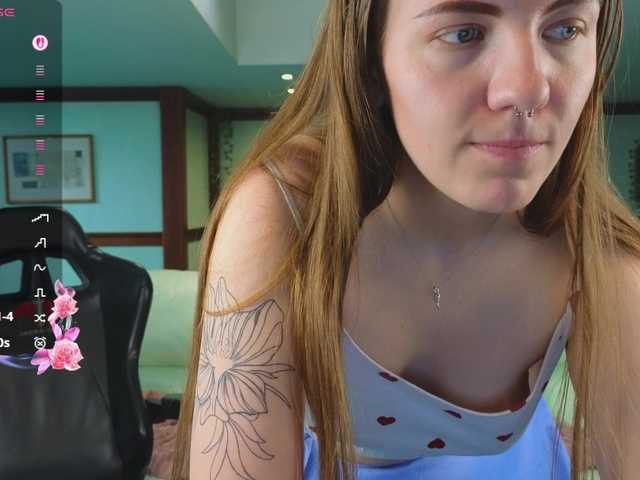 KiraRustle's BongaCams show and profile