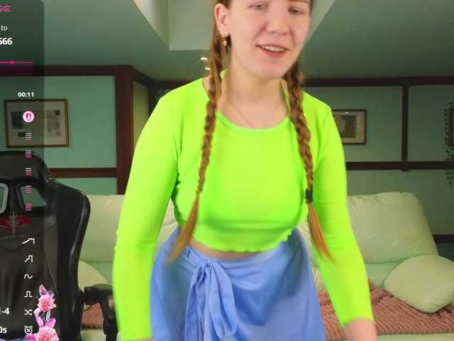 секс на веб с KiraRustle