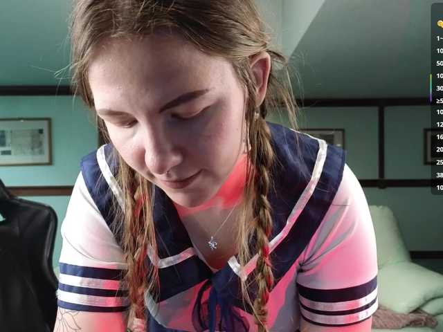 KiraRustle's BongaCams show and profile