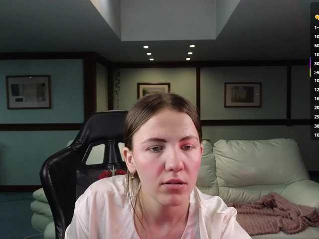 KiraRustle's BongaCams show and profile