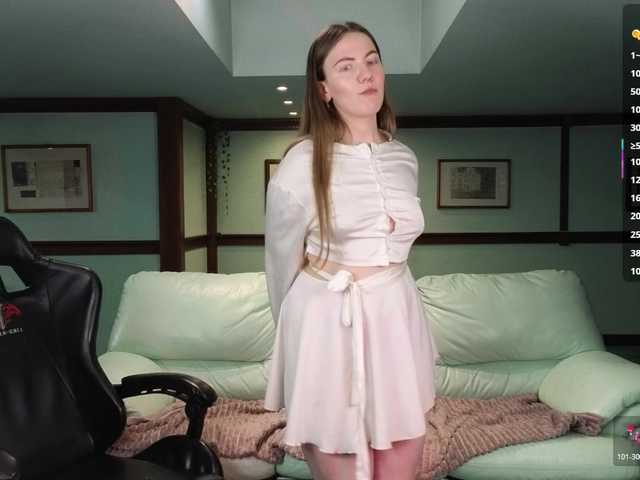 KiraRustle's BongaCams show and profile