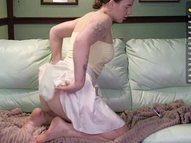 KiraRustle's BongaCams show and profile