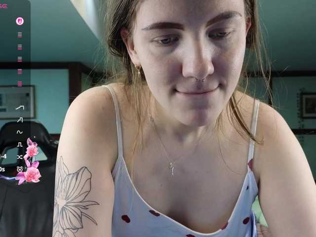 KiraRustle's BongaCams show and profile