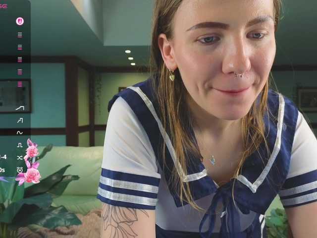 KiraRustle's BongaCams show and profile