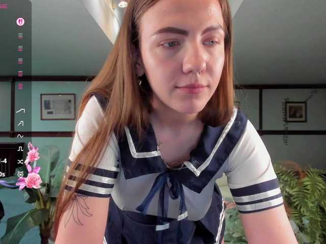 KiraRustle's BongaCams show and profile