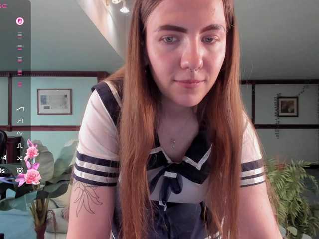 KiraRustle's BongaCams show and profile