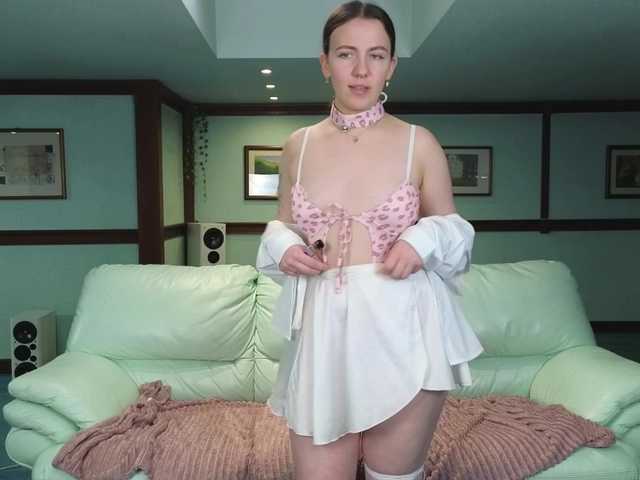 KiraRustle's BongaCams show and profile