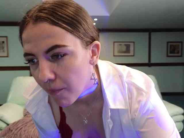 KiraRustle KiraRustle