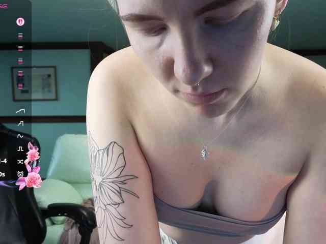 KiraRustle KiraRustle