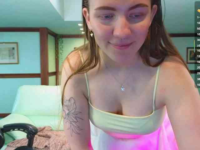 KiraRustle KiraRustle