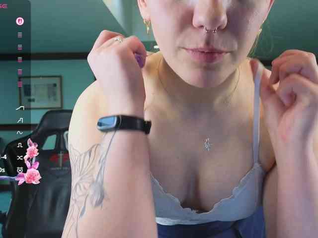 KiraRustle KiraRustle