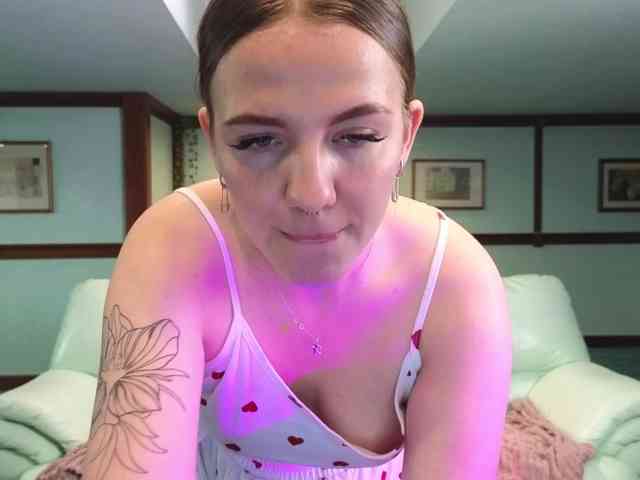 KiraRustle KiraRustle