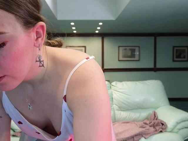 KiraRustle KiraRustle