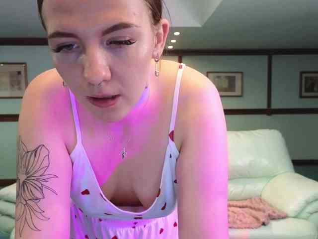 KiraRustle KiraRustle