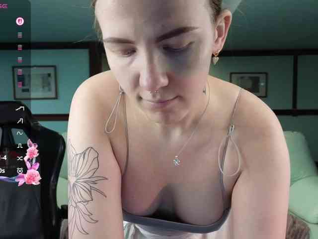 KiraRustle KiraRustle