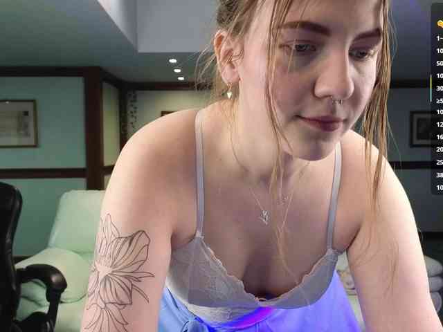 KiraRustle KiraRustle