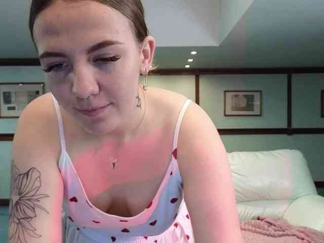 KiraRustle KiraRustle