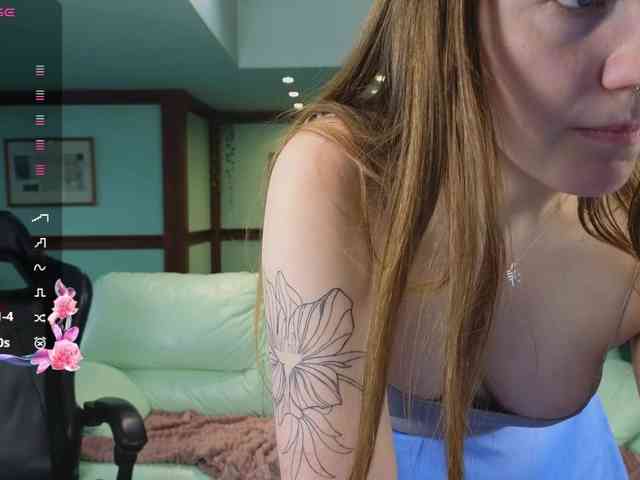 KiraRustle KiraRustle