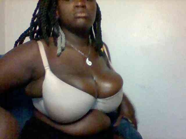 Boobie-queen Boobie-queen