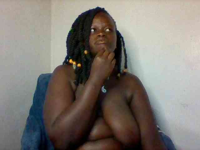 Boobie-queen Boobie-queen